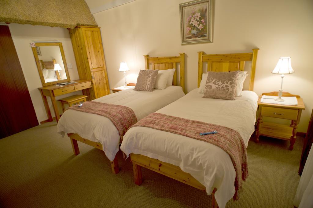 The Willows Guesthouse Bloemfontein Zimmer foto