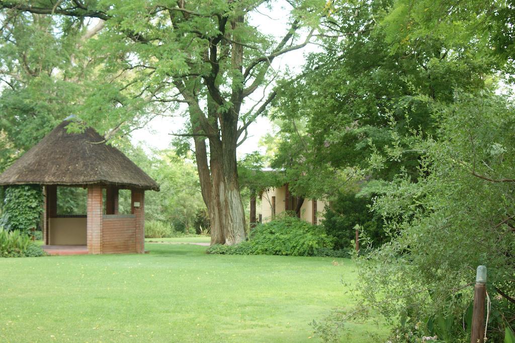 The Willows Guesthouse Bloemfontein Exterior foto